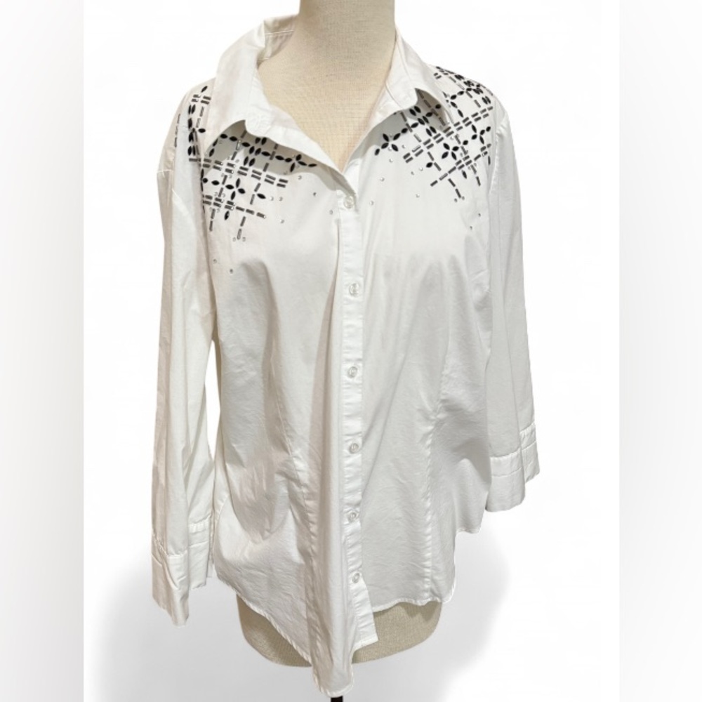 7th Avenue New York & Company Women’s XL White Embellished Button Down Shirt